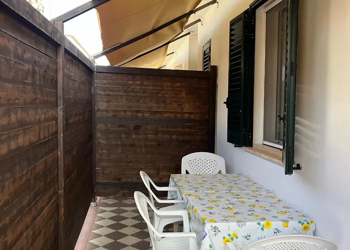 Casa Relax A Due Passi Dal Mare * מרינה די מנקוורסה